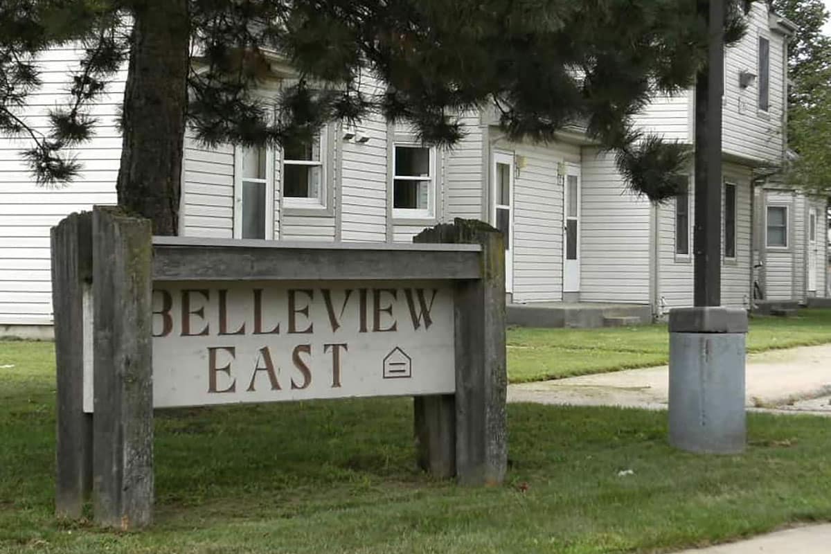 Belleview East Sign
